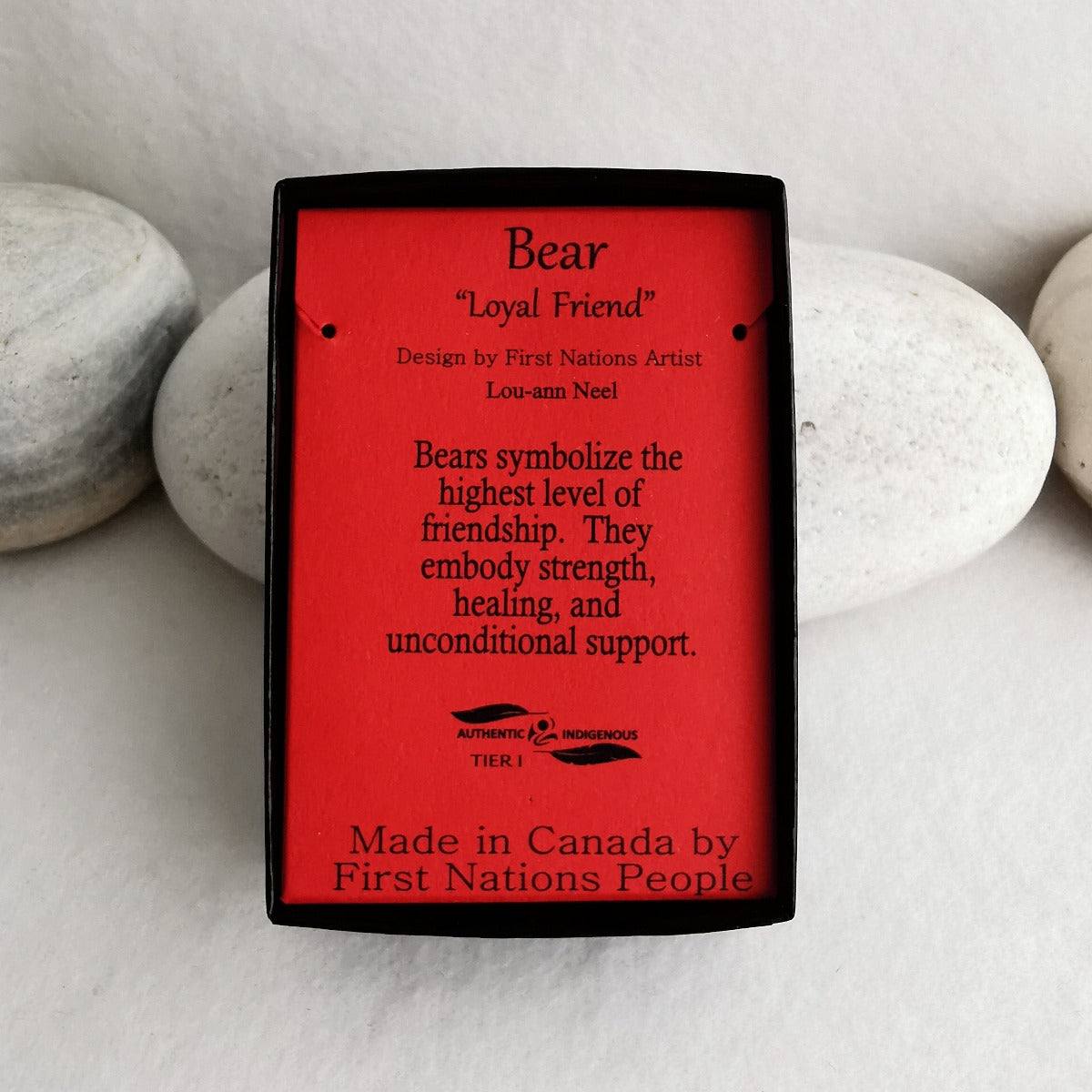 Bear Native Design Wood Pendant - Bjørn tresmykke