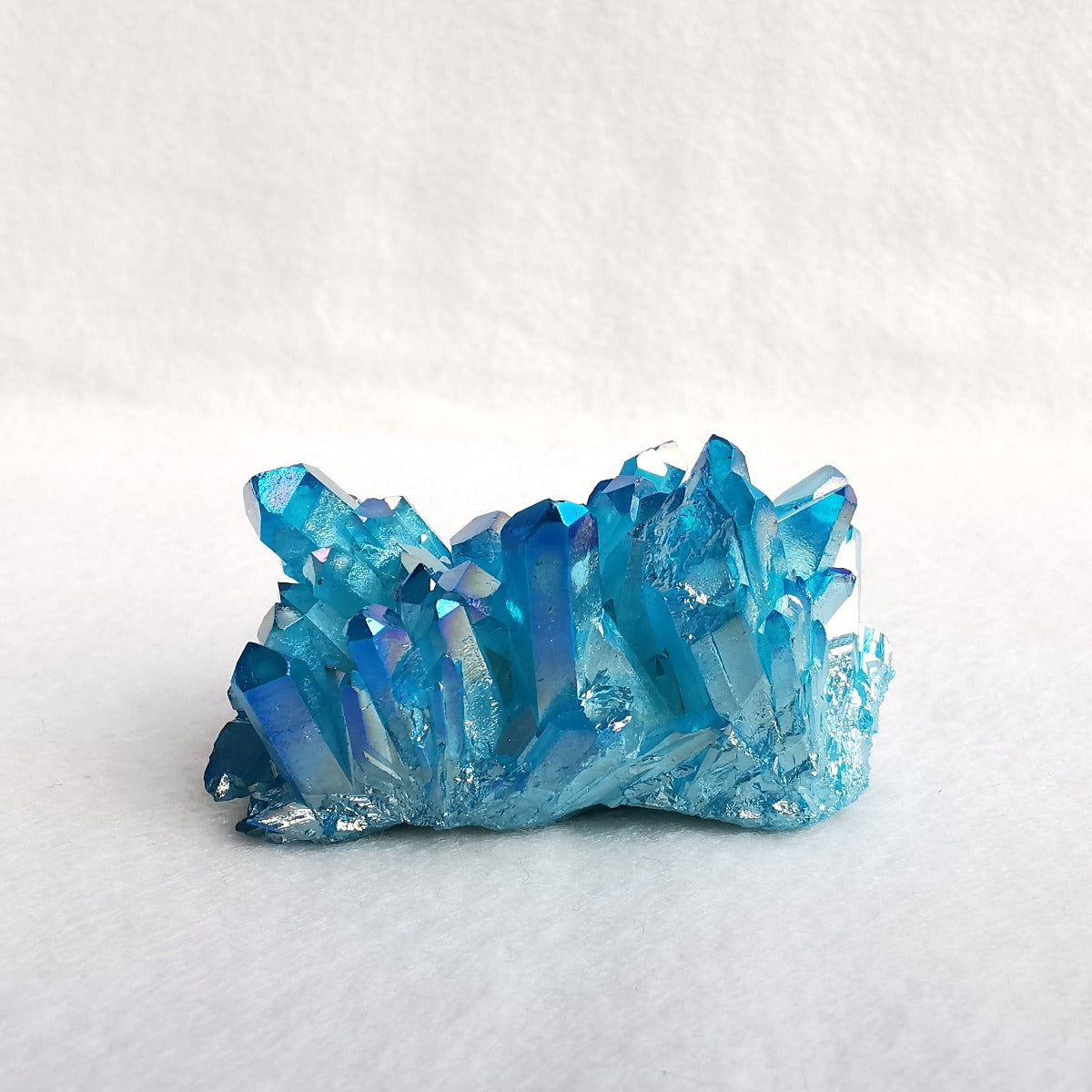 Aqua aura bergkrystall krystallgruppe 66  gram
