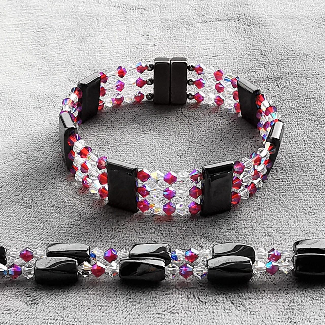 Magnet terapi armbånd med krystaller - Magnetic Hematite Dark Pink  Crystal Bracelet triple